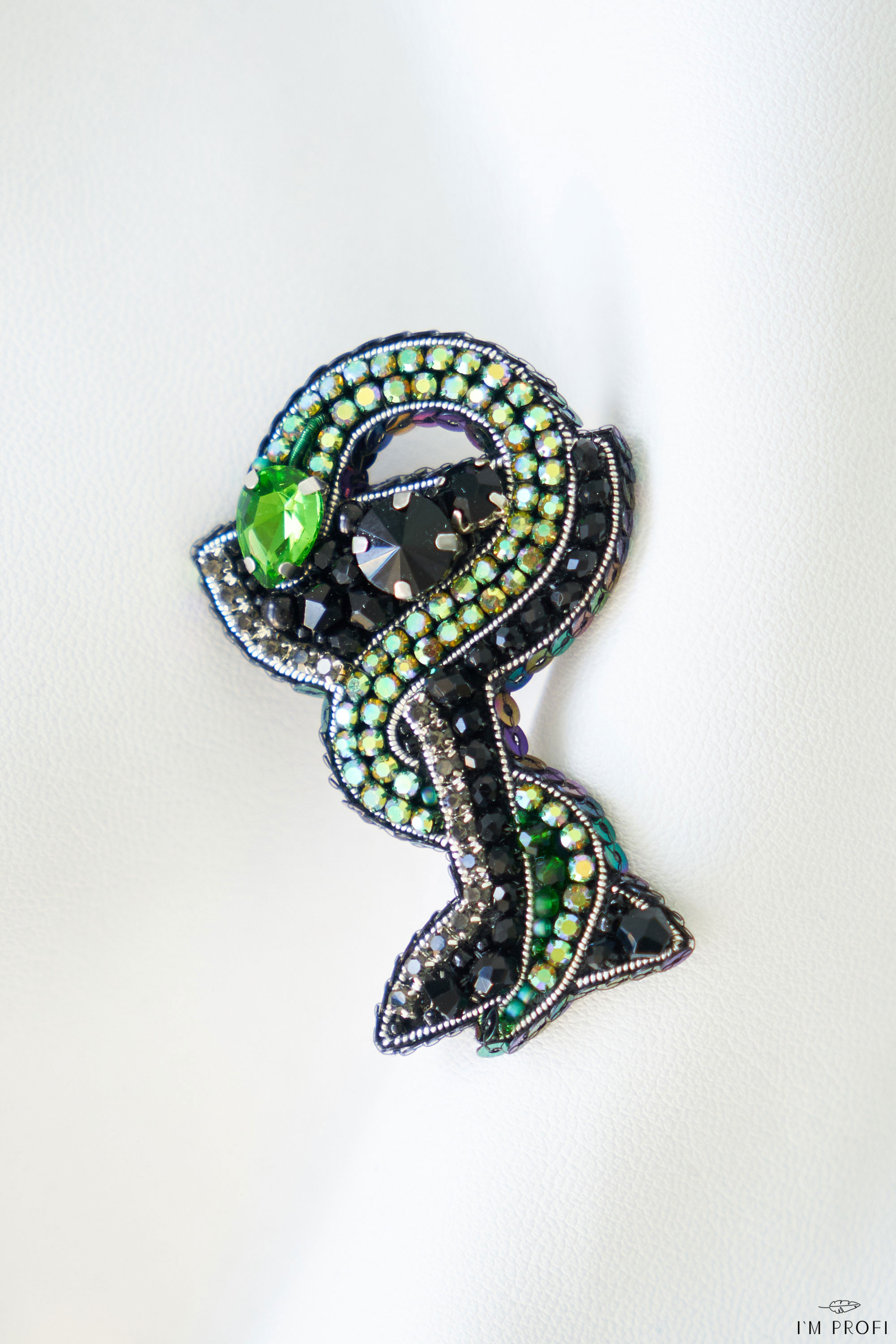 Брошки медичні ручної роботи – Легені, Келих Гігеї, Кадуцей, Мікроскоп, Стетоскоп, Дерматоскоп