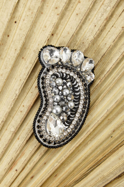 Брошки ручної роботи (для б'юті-майстра) – Лак, Помада, Брова, Стопа, Палітра, Лазер