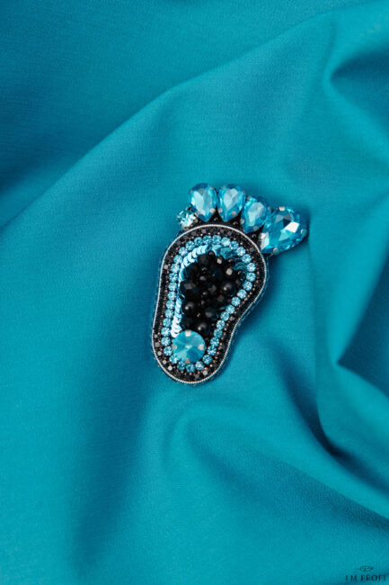 Брошки ручної роботи (для б'юті-майстра) – Лак, Помада, Брова, Стопа, Палітра, Лазер