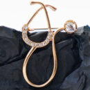 Брошки медичні ручної роботи – Легені, Келих Гігеї, Кадуцей, Мікроскоп, Стетоскоп, Дерматоскоп - Стетоскоп золотий