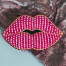 Брошки ручної роботи – Губи, шприц у губах (для косметолога) - Губи (рожеві) #2