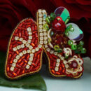 Брошки медичні ручної роботи – Легені, Келих Гігеї, Кадуцей, Мікроскоп, Стетоскоп, Дерматоскоп - Легені (червоні)