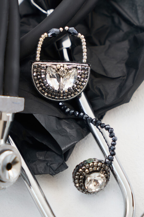 Брошки медичні ручної роботи – Легені, Келих Гігеї, Кадуцей, Мікроскоп, Стетоскоп, Дерматоскоп