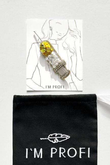 Брошки ручної роботи – Шприц (для лікаря, медсестри, косметолога)