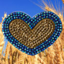 Брошки ручної роботи – Україна в серці - Україна – Сердечко #4