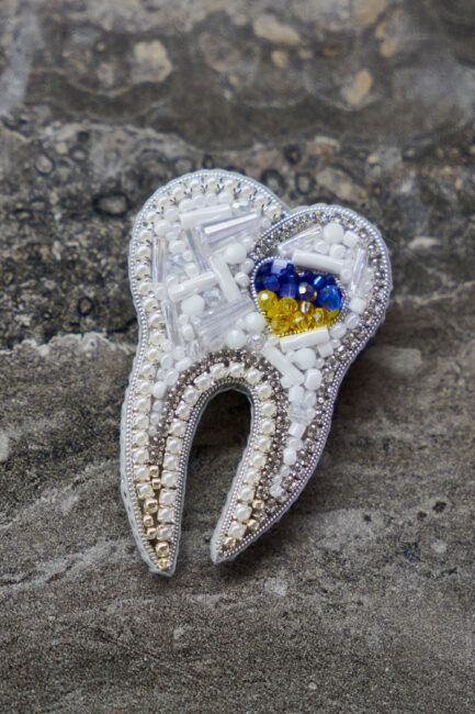 Брошки ручної роботи – Зуби (для стоматолога)