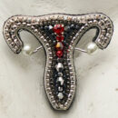 Брошки медичні ручної роботи – Серце, Око, УЗД, ДНК, Матка, Лелека, Дерево - Матка (срібло)