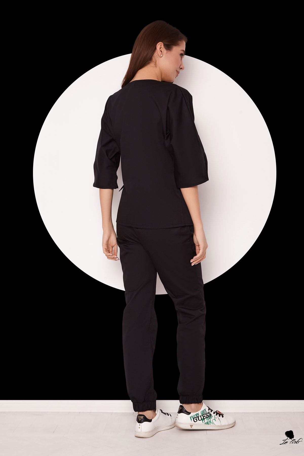 improfi-p02-suit-black-02