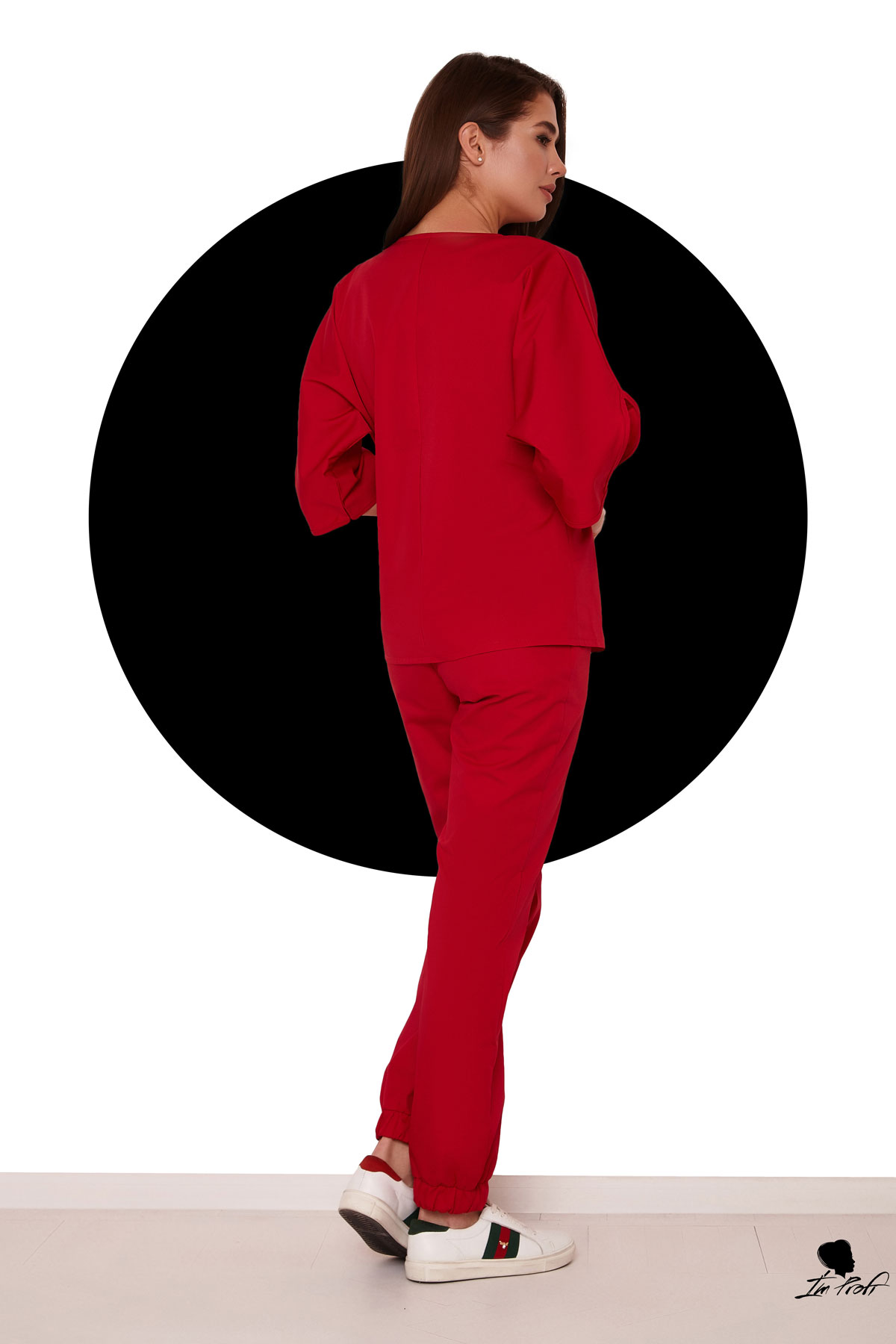 improfi-p02-suit-red-02