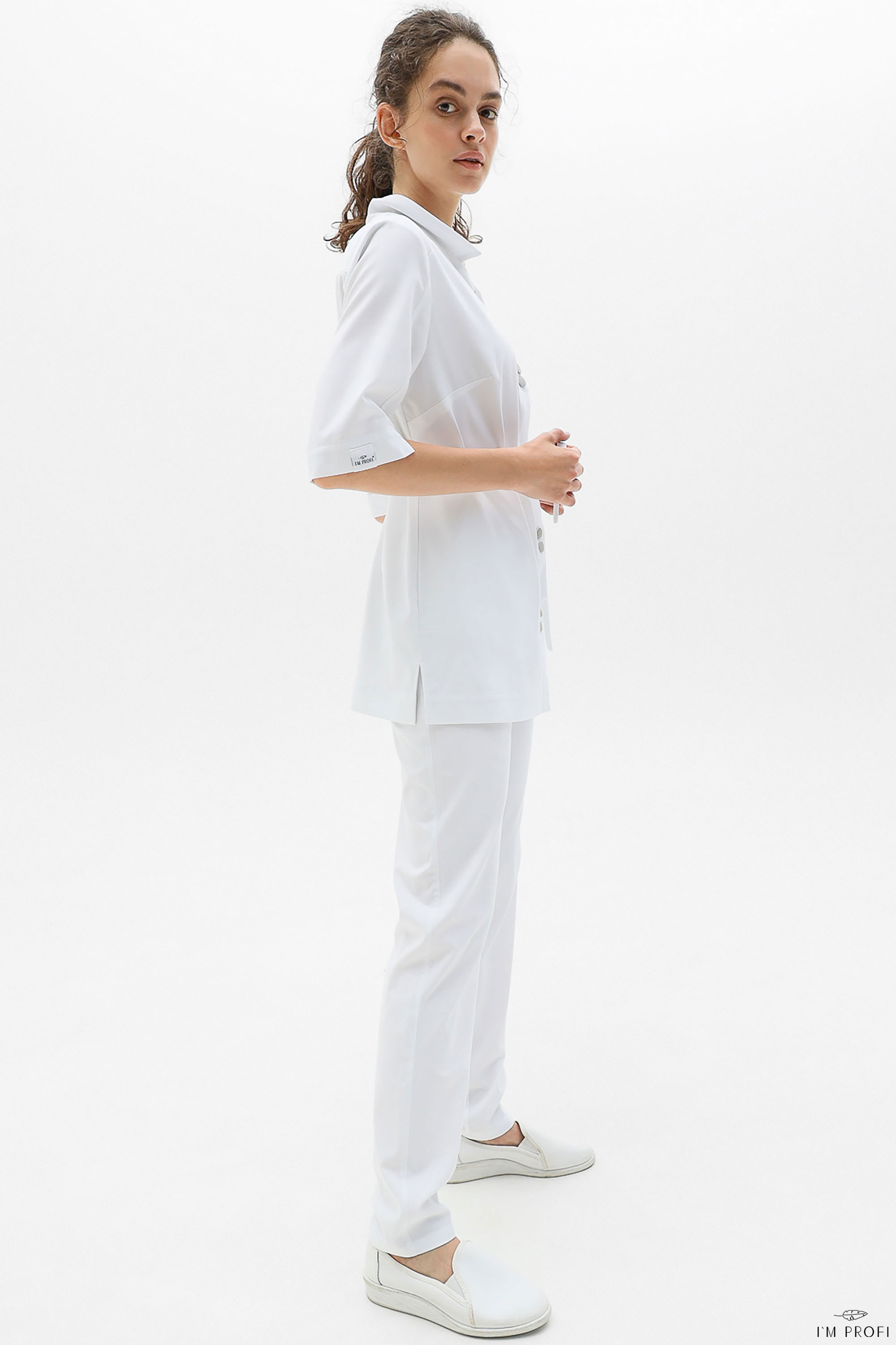 improfi-p261-suit-white-04