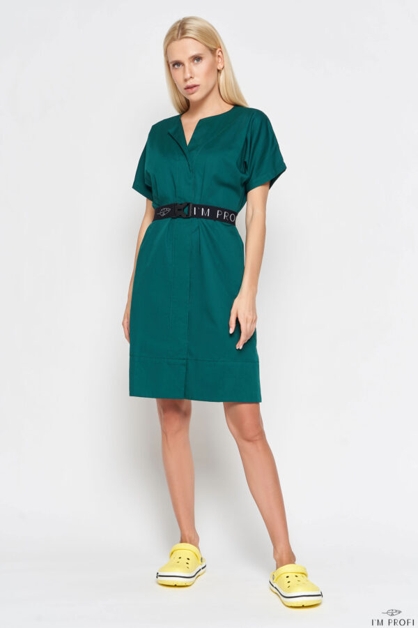 Плаття б'юті-майстра з фірмовим поясом – P125 - Смарагдовий