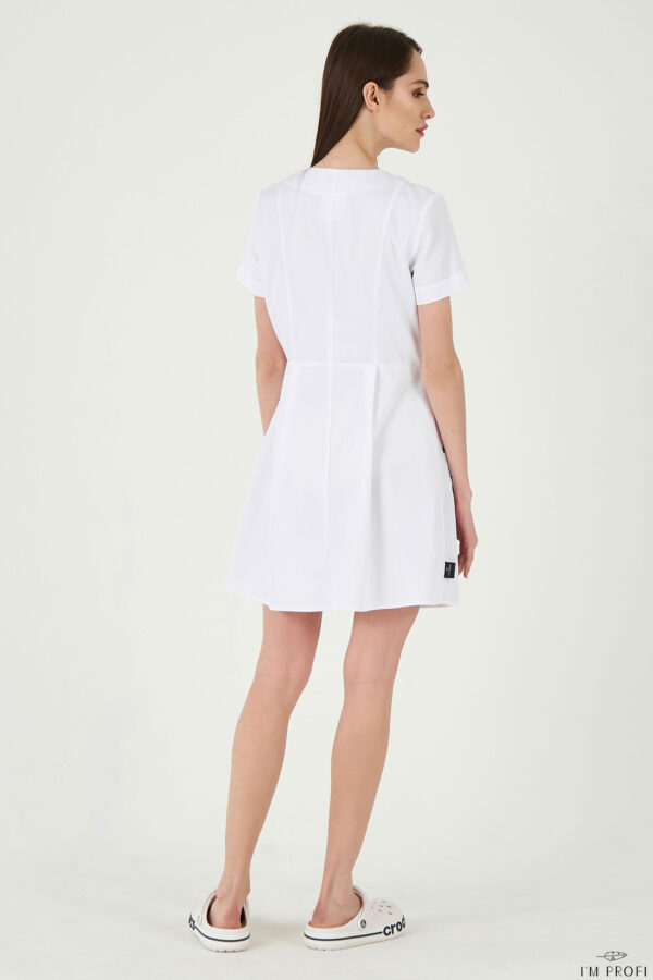 Халат бебі-долл для б'юті-майстра – P121