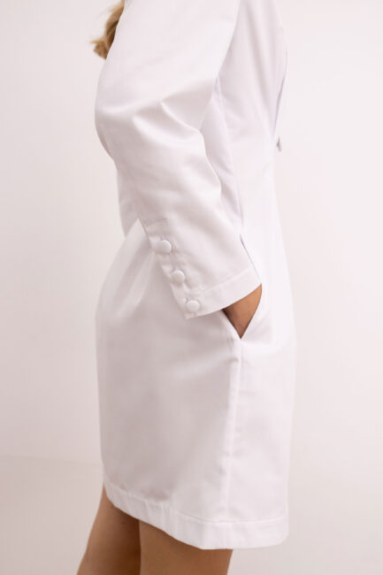 Жіночий медичний халат – P300