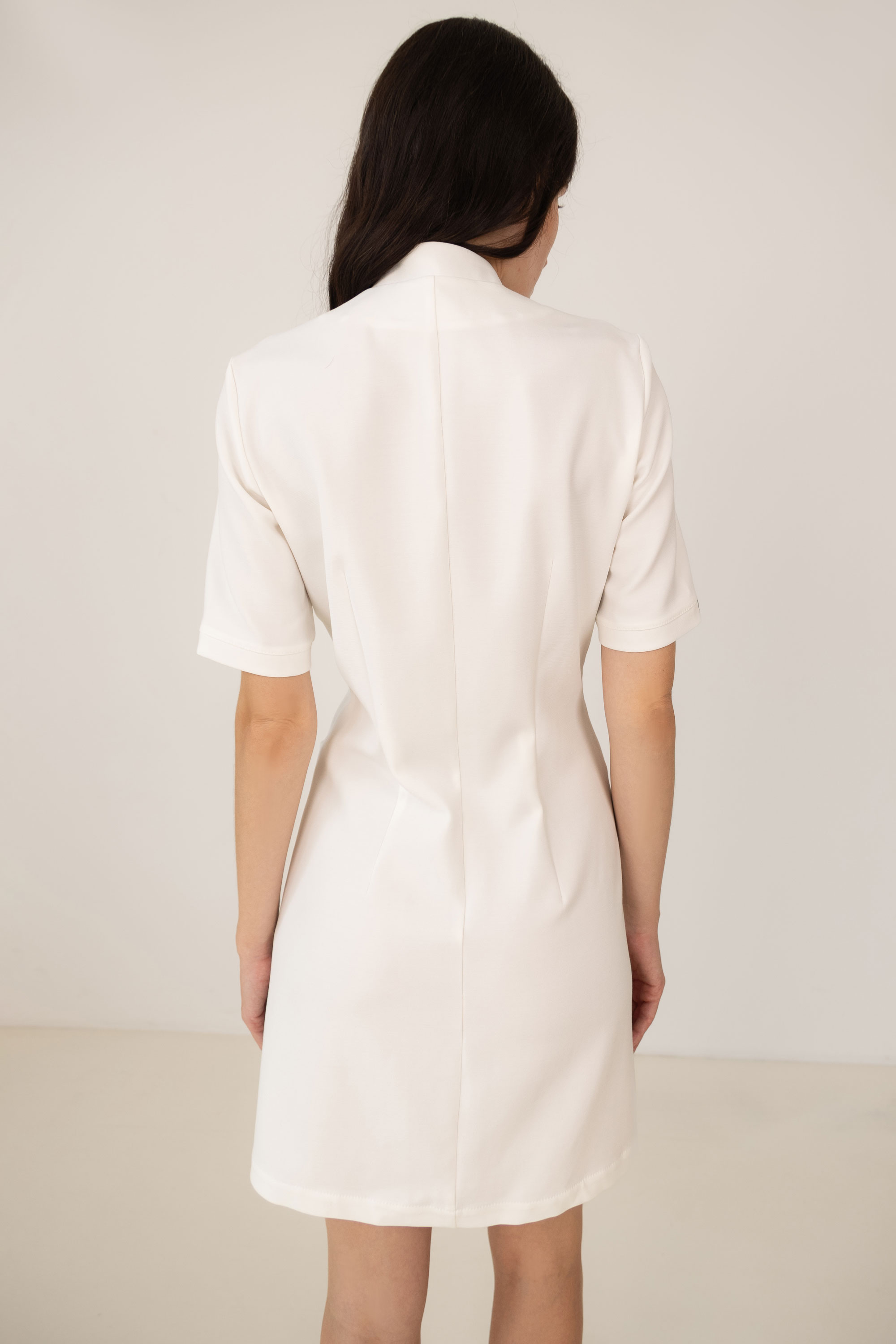 Жіночий медичний халат з італійської тканини Гучі – P291 - Зображення 2