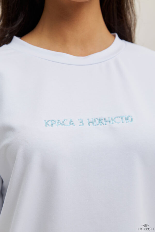 Футболка “Краса з ніжністю” – P204bt
