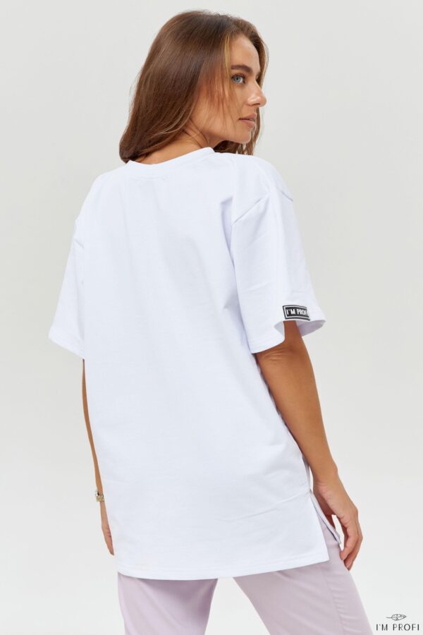 Футболка "Лікую з любов'ю" – P204tl