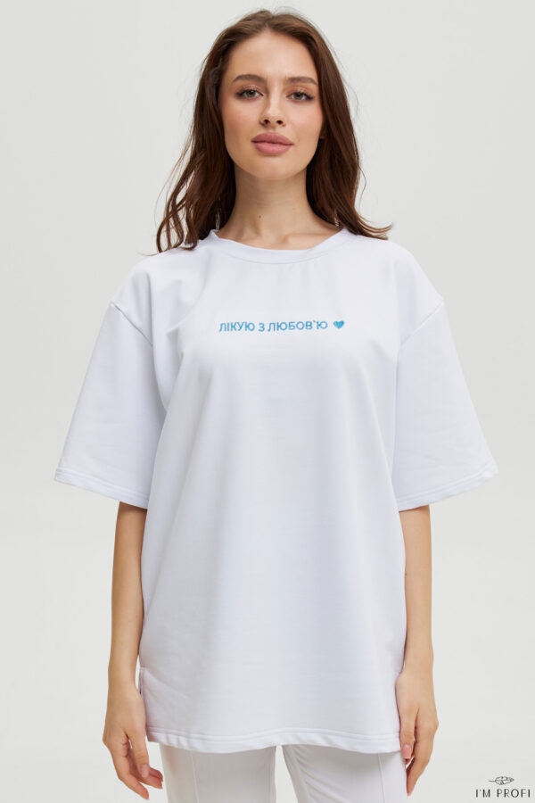 Футболка "Лікую з любов'ю" – P204tl - Білий + блакитний