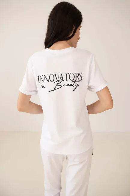 Футболка "Innovators in Beauty" – P260ib