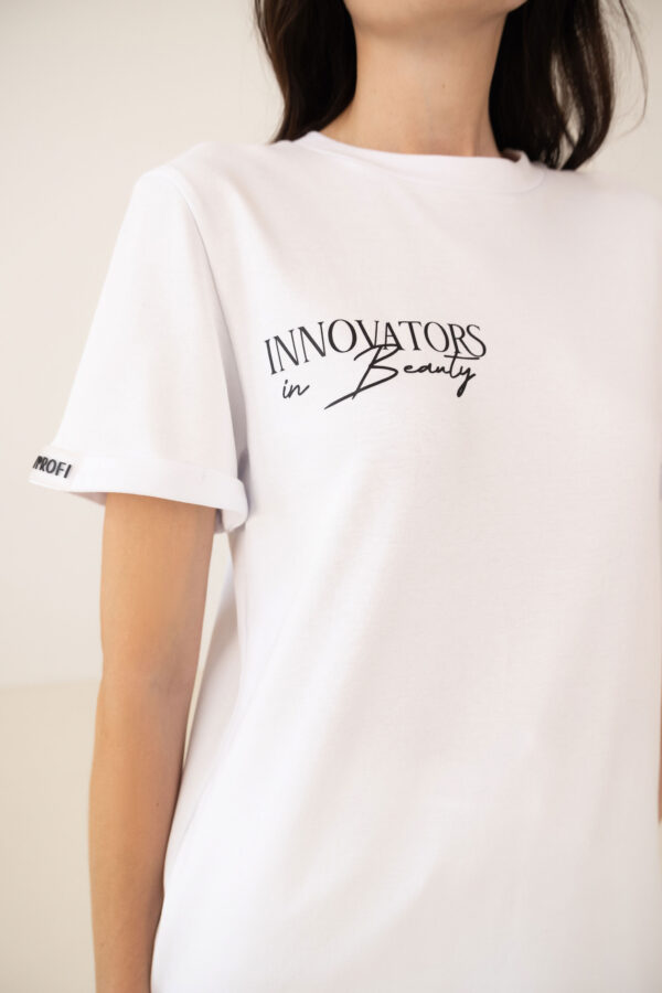 Футболка "Innovators in Beauty" – P260ib